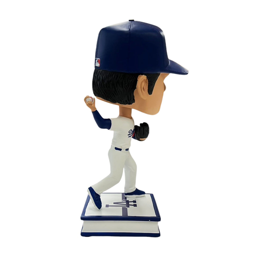大谷翔平 ロサンゼルス・ドジャース ピッチング ボブルヘッド 約9.5インチ(ホームユニフォーム)
